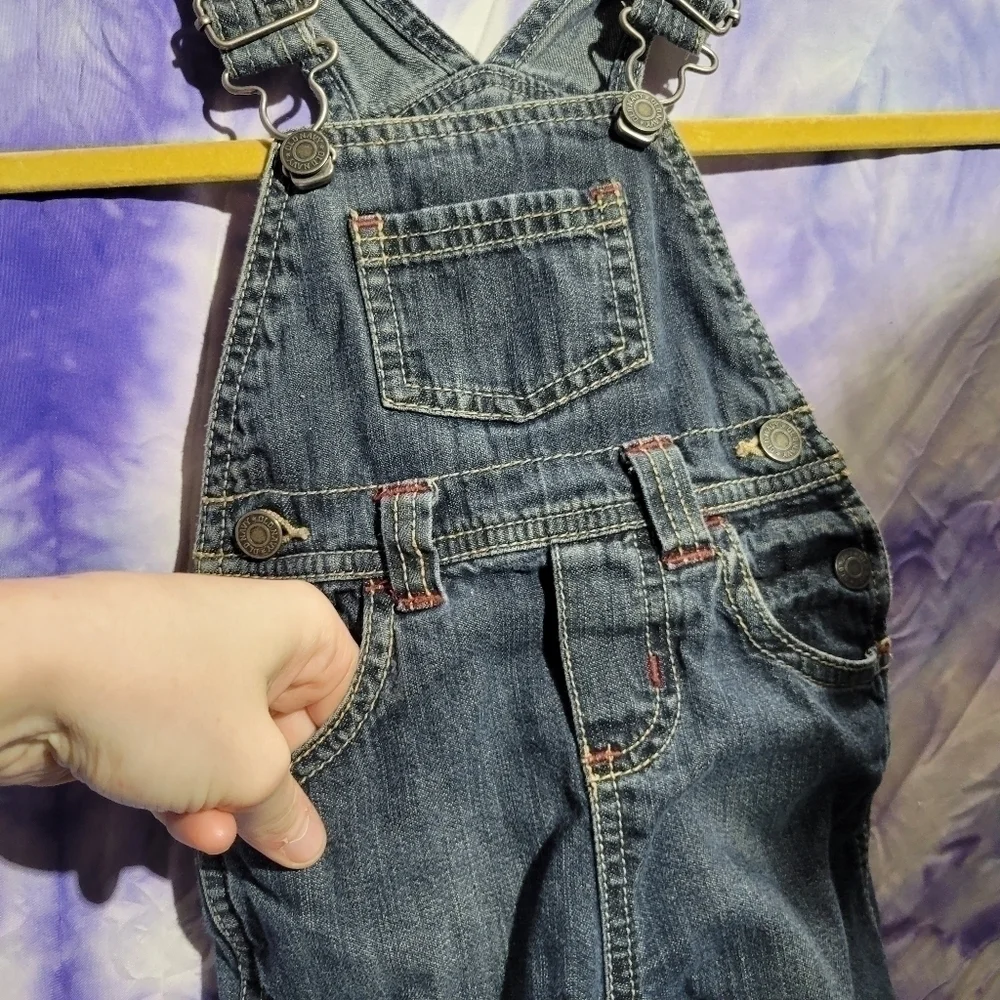 Old Navy Babys Unisex Blue Denim Overalls Size 3-6 Months